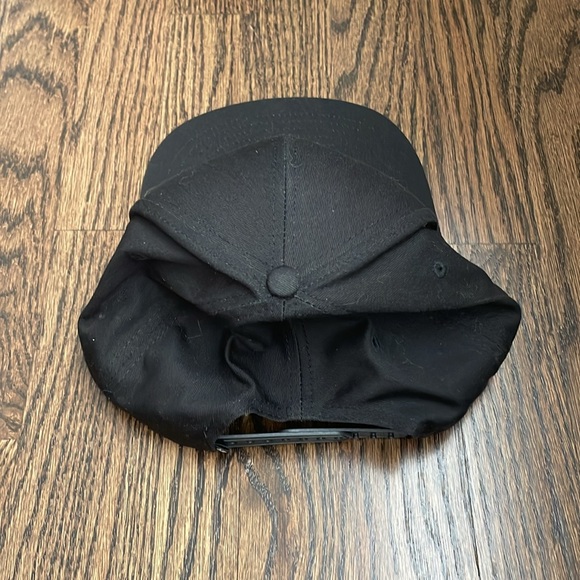 Volcom one size black adjustable hat NWOT - Picture 2 of 5